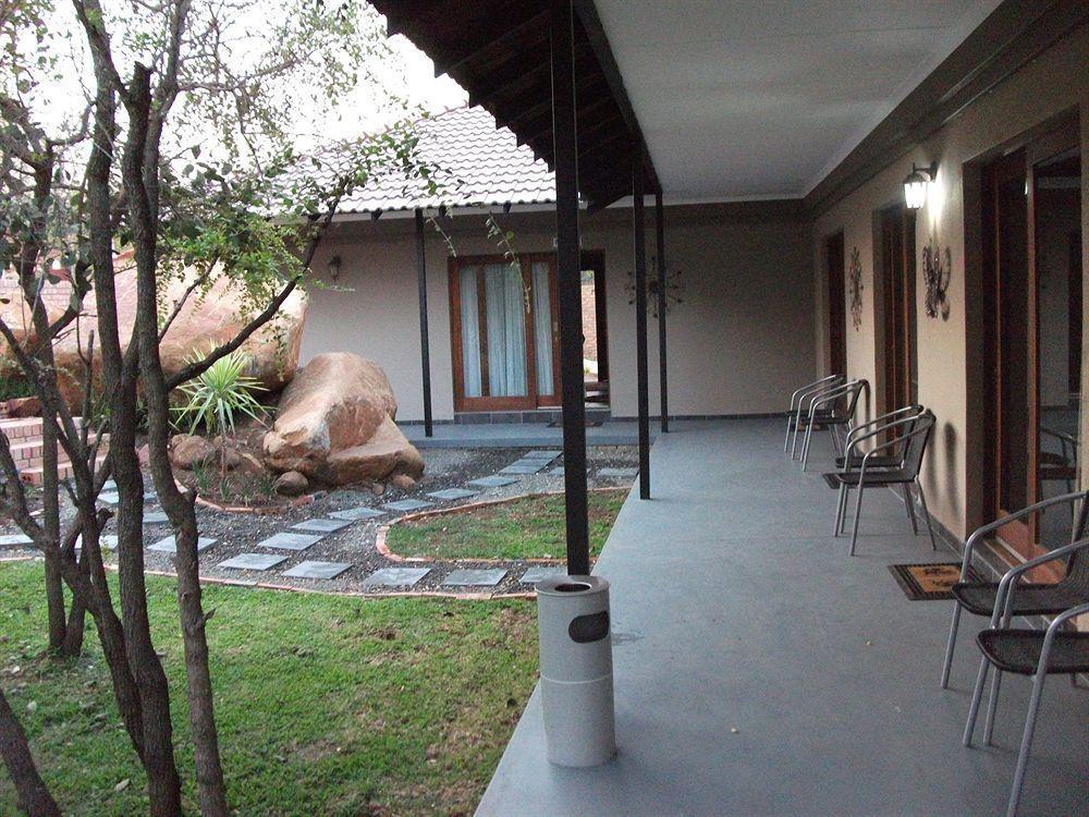 Meerkat Manor コマティプルト エクステリア 写真
